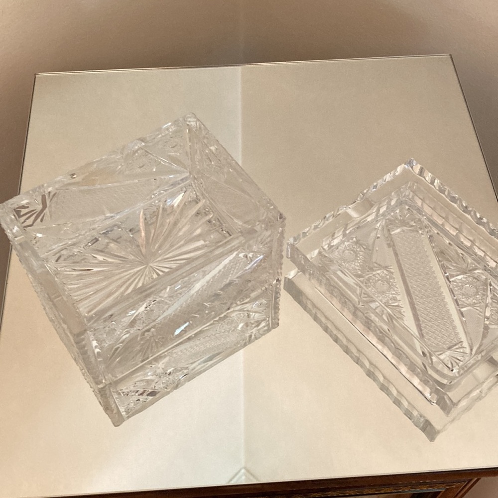 Bohemian Czech Vintage Crystal Cover Dish/Box - Picture 2 of 8